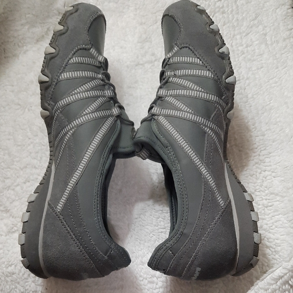 Skechers Charcoal Athletic Shoes - Picture 3 of 9